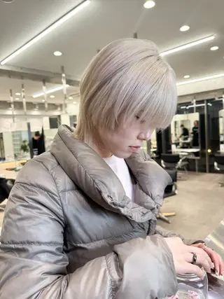 ショート カラー 🪽ブリーチカラー✨ /Tsubasaのヘアスタイル