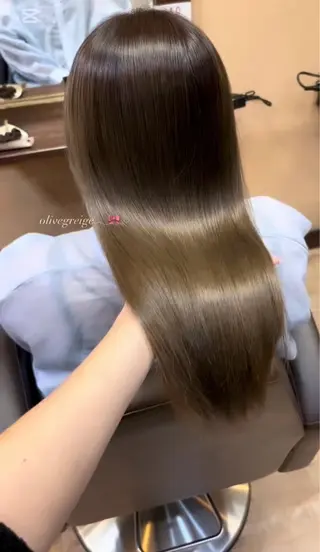 ロング Moremuu もも🍑のヘアスタイル
