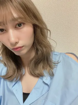 ミディアム 米津 優花のヘアスタイル