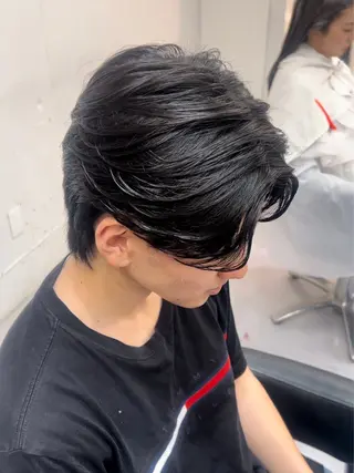 ショート パーマ メンズ おがた たくむの眉毛・アイブロウイメージ