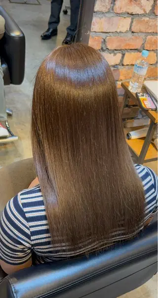 カラー よぐち けいりんのヘアスタイル