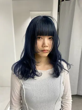 セミロング カラー Shiori・:* 💫のネイルデザイン