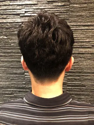 ショート 岡崎 海人のヘアスタイル