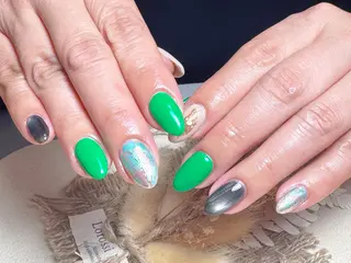 ネイル AngelChris ビューティーサロンのネイルデザイン