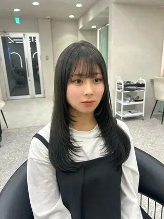 ロング あ い か 🎀 レイヤーカットのヘアスタイル