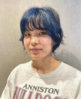 ショート カラー さと ちはるのヘアスタイル