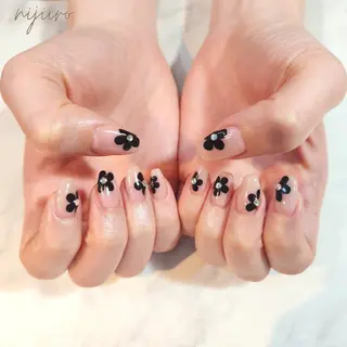 ネイル nijiiro🌈 サトウのネイルデザイン