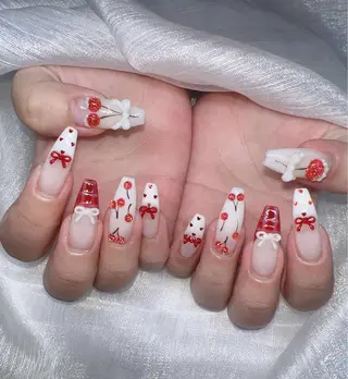 ネイル Lee Nailsのネイルデザイン