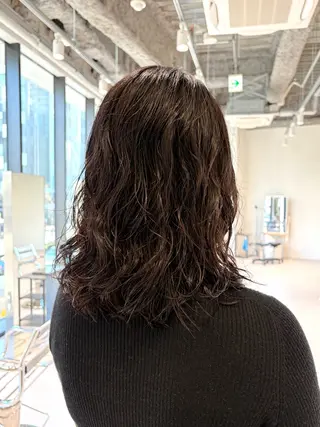 ミディアム パーマ サエ/ レイヤー/パーマのヘアスタイル