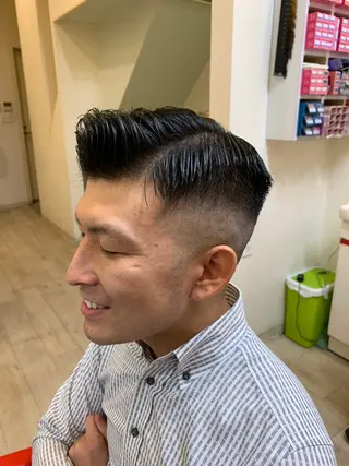 メンズ 岡本 幸法のヘアスタイル