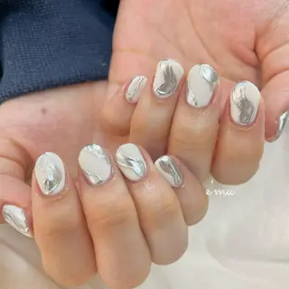 ネイル nail salon e'mu💐のネイルデザイン