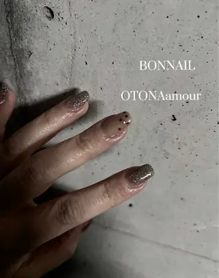 ネイル 🫧Lua.nail 🍒emuのネイルデザイン