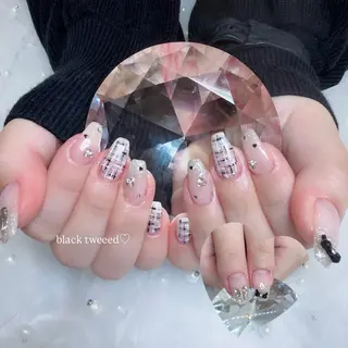 ネイル Tsuki🌙/渋谷 /パラジェルのネイルデザイン