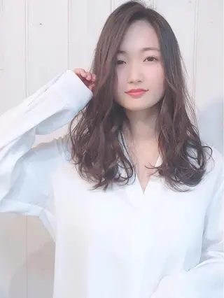セミロング カラー &グループ代表取締役 KOHEIのヘアスタイル