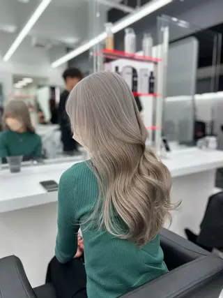 ロング カラー ヘアアレンジ 透明感×韓流ハイ トーン🫧RYUTAのヘアスタイル