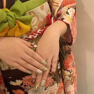 ネイル R.N アールドットエヌのネイルデザイン