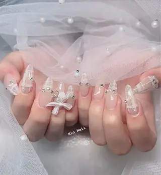 ネイル Hin Nailsのネイルデザイン