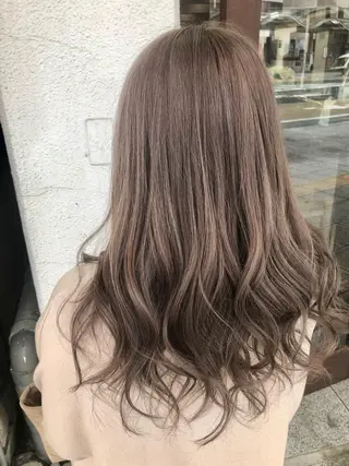 カラー ダブルスキルエクステ /羽エクステ白石宇由のヘアスタイル