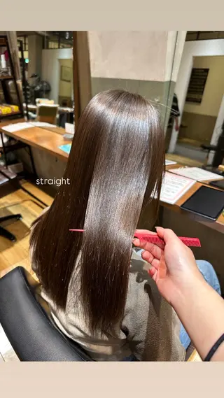 ロング こがねざわみさき 🦭透明感カラーのヘアスタイル