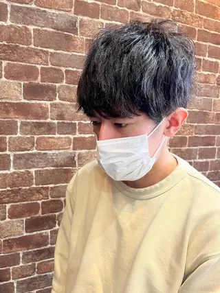 ショート カラー パーマ ヘアアレンジ メンズ キッズ ネイル マツエク・マツパ アイブロウ 久木原 ゆりのヘアスタイル