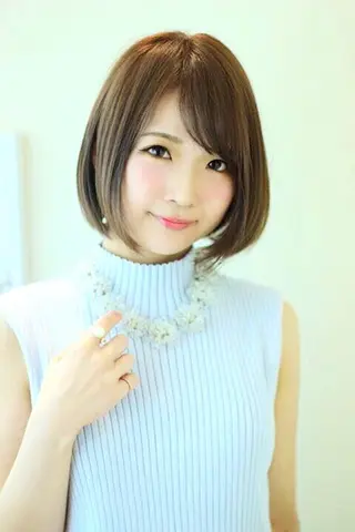 ショート RI ＮＡのヘアスタイル