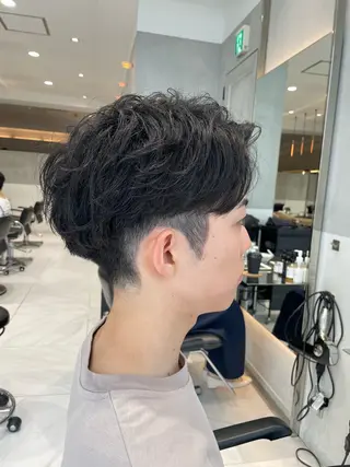メンズ オリーブ カラー✨有坂映哉のヘアスタイル