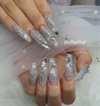 ネイル HANA 長さだしのネイルデザイン