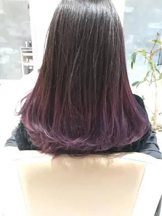 カラー YOKOI SHINJIのヘアスタイル