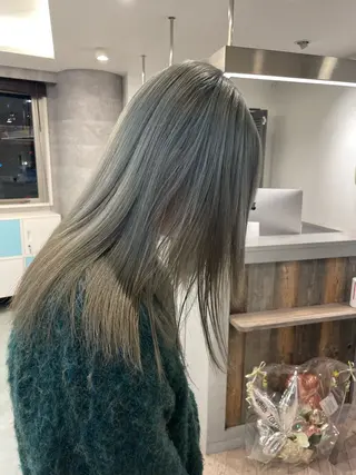 ロング ♡似合わせハイトーン ♡maiのヘアスタイル
