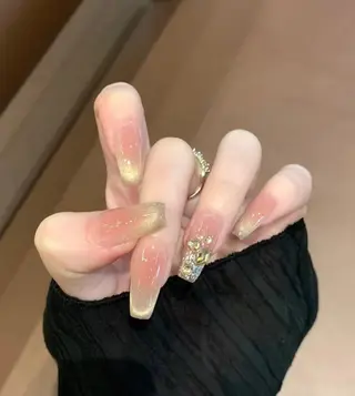ネイル エリ🫧 nail池袋東口のネイルデザイン