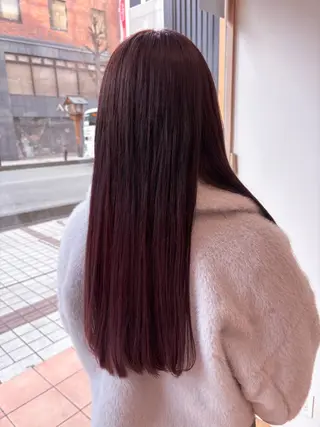 カラー 淀 小南津のヘアスタイル