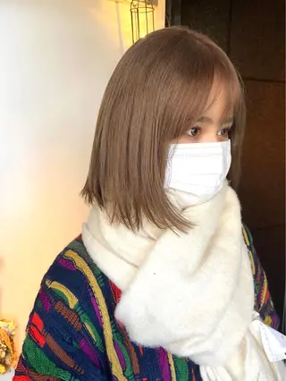 ミディアム カラー ショート/ウルフ ハイトーン/カイセイのヘアスタイル