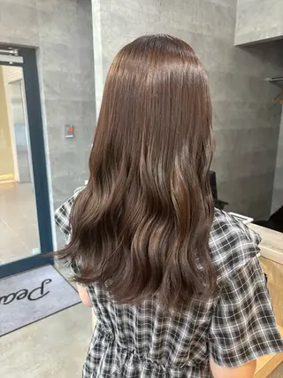 セミロング カラー さき  ︎︎のヘアスタイル