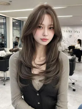 セミロング 🌈村松滉太髪質改善 レイヤーカット🌈のヘアスタイル