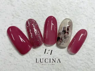 ネイル 新橋 ルキナ スタッフのネイルデザイン