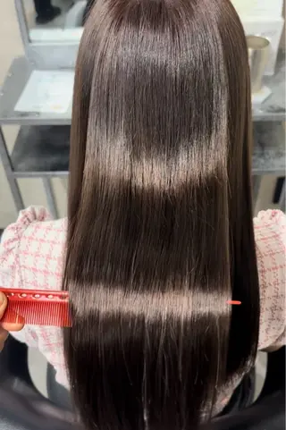 ロング KISSSWAN Remiのヘアスタイル