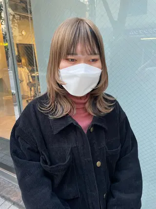 セミロング カラー ヤマモト マイのヘアスタイル