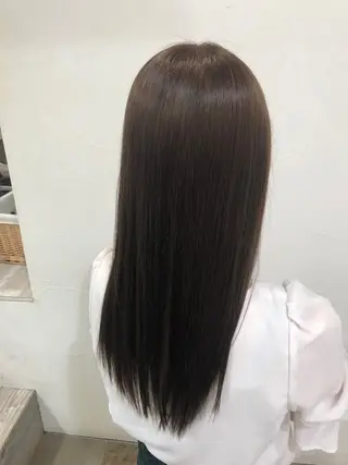 カラー 下池 紗加のヘアスタイル