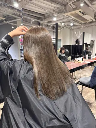ロング カラー 透明感カラー/顔周り レイヤー/髪質改善のヘアスタイル