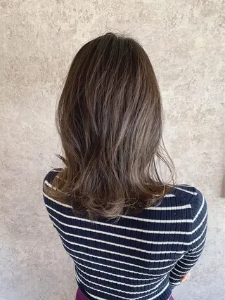 カラー レイヤーカット 早崎太生のヘアスタイル