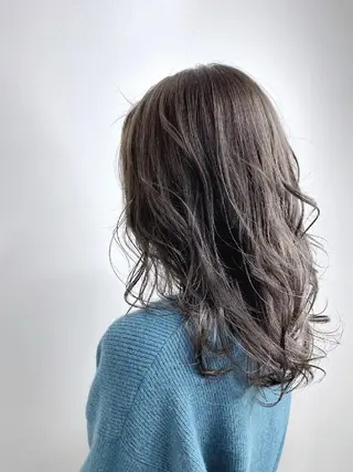 ミディアム 田辺 侑未のヘアスタイル