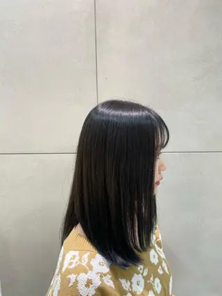 セミロング カラー 透明感カラー 天羅のヘアスタイル