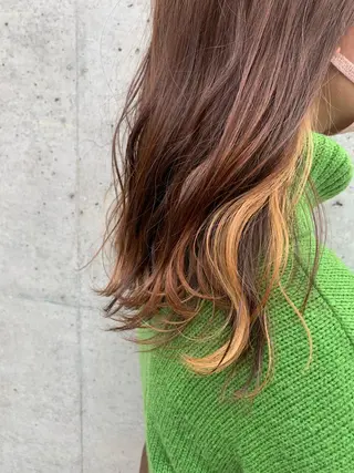セミロング カラー パーマ ヘアアレンジ putri 川邉 優花のヘアスタイル