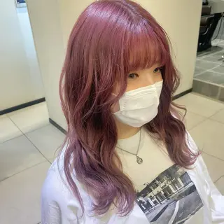 セミロング カラー 渡邊 桃香のヘアスタイル