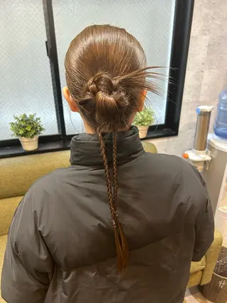 セミロング ヘアアレンジ SHANTi 飯塚 ヘアセット/髪質改善のヘアスタイル