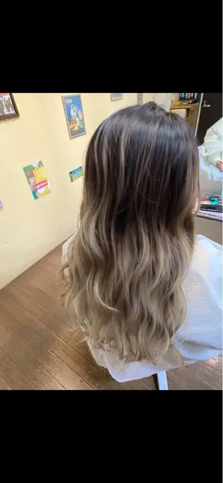 ロング カラー ANSA  hair 椥辻店所属・ANSA  hair かいりのヘアスタイル