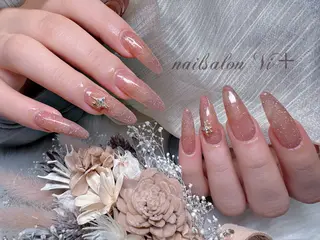 ネイル ✨Nailsalon Vi+✨のネイルデザイン