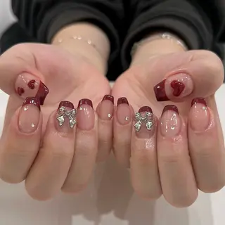 ネイル SHIORI🐈‍⬛ 韓国⌇ワンホンネイルのネイルデザイン