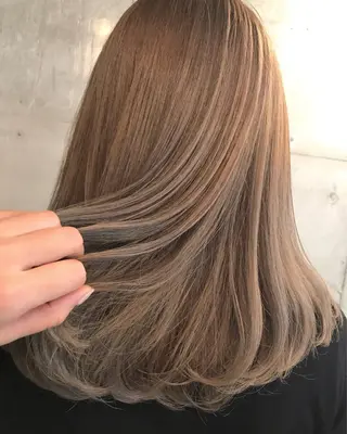 セミロング カラー HARU /stylistのヘアスタイル