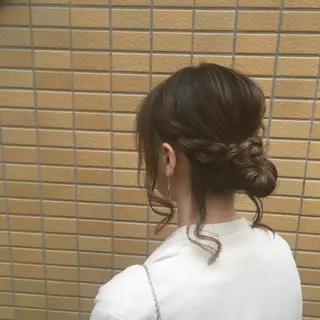 セミロング ヘアアレンジ しのはら まどかのヘアスタイル
